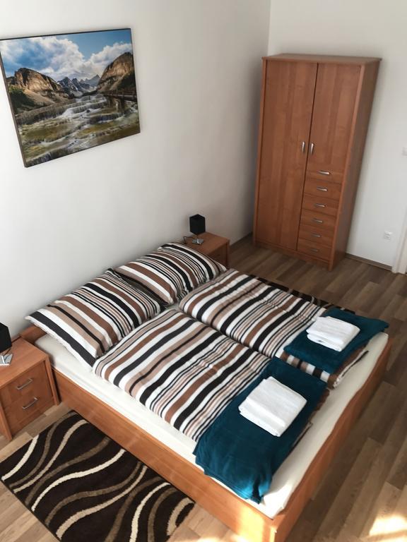 Eva Apartman Apartment Miskolc Ngoại thất bức ảnh